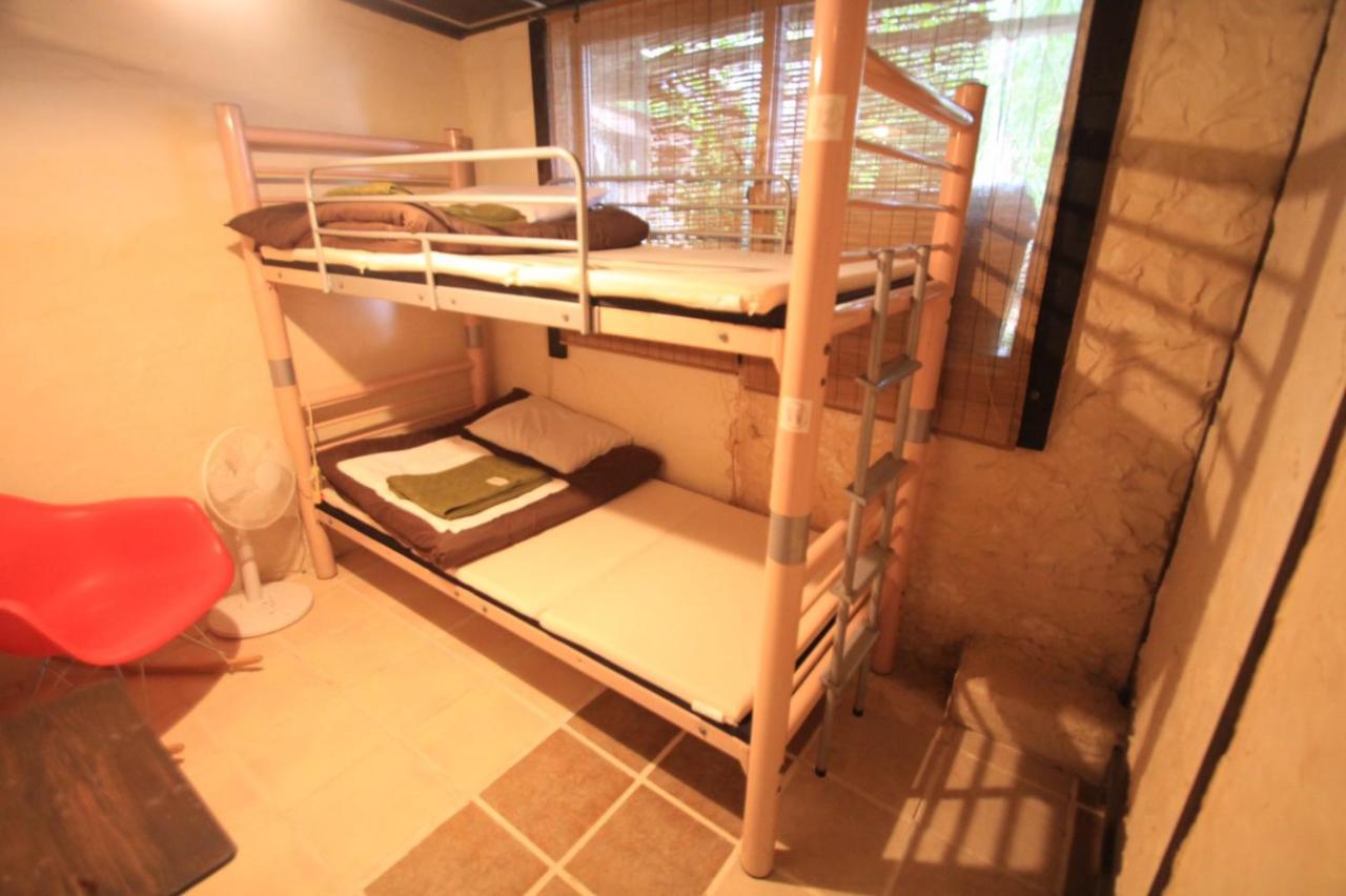 Taketomijima Guesthouse And Je Taime Esterno foto