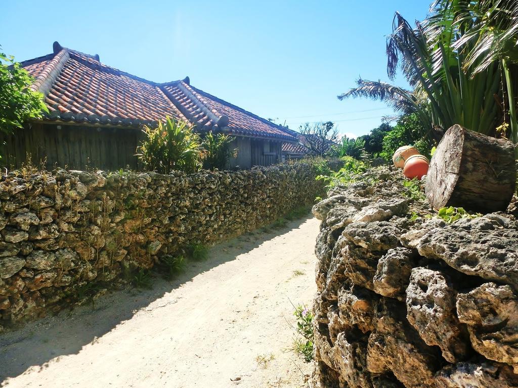 Taketomijima Guesthouse And Je Taime Esterno foto
